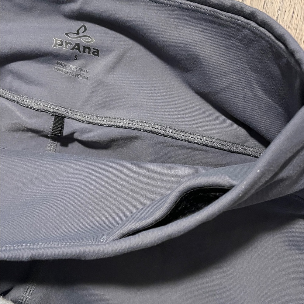 Prana Cropped Gray Blue Leggings Size Small - Picture 6 of 6